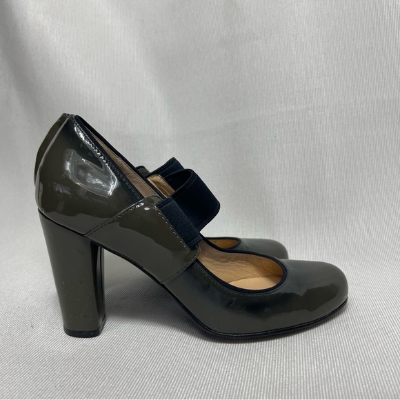 Cole Haan Shoes - Cole Haan Mary Jane Pumps with Nike Air
Technology black elastic band Sz 7.5